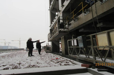 常德财富中心开展低温雨雪天气安全大检查